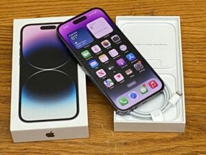 WTS Apple iPhone 14 and 14 Pro Max New